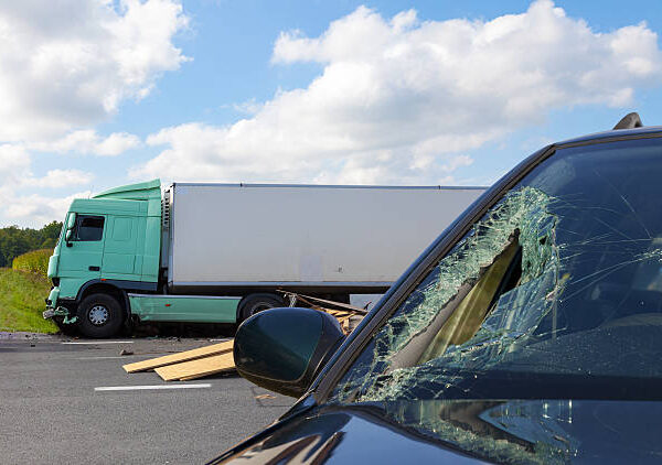 When to hire a truck crash attorney